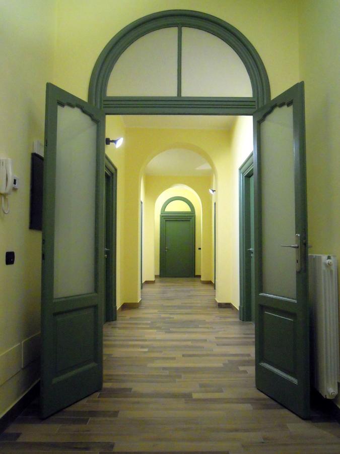 Hotel La Nostra Casa In Centro Lecco Exterior foto